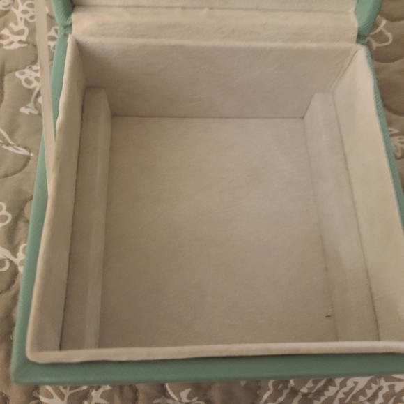 Jewelry Travel Holder - Picture 7 of 7